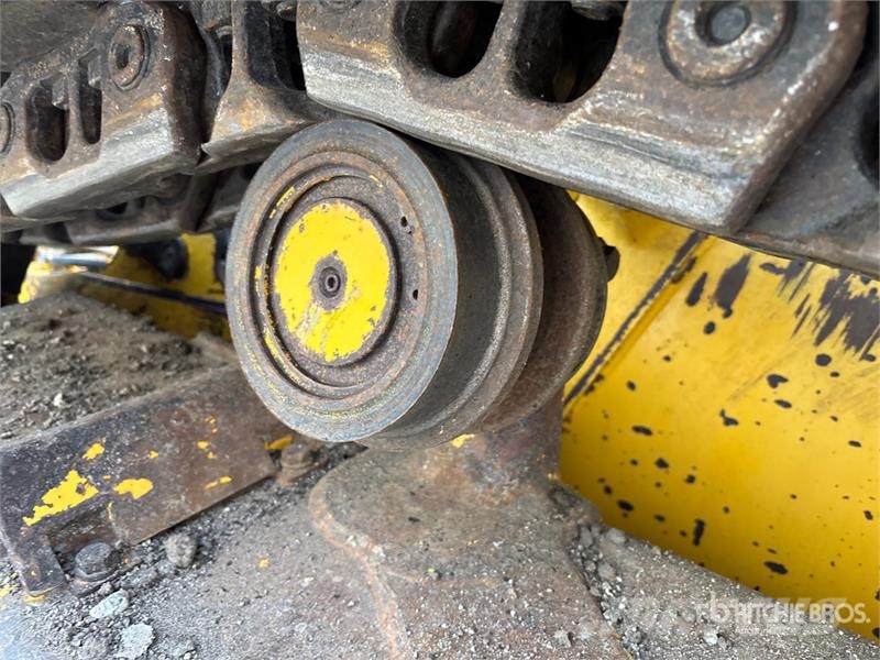 Komatsu D51PX-24 Crawler Dozer Buldožerji goseničarji