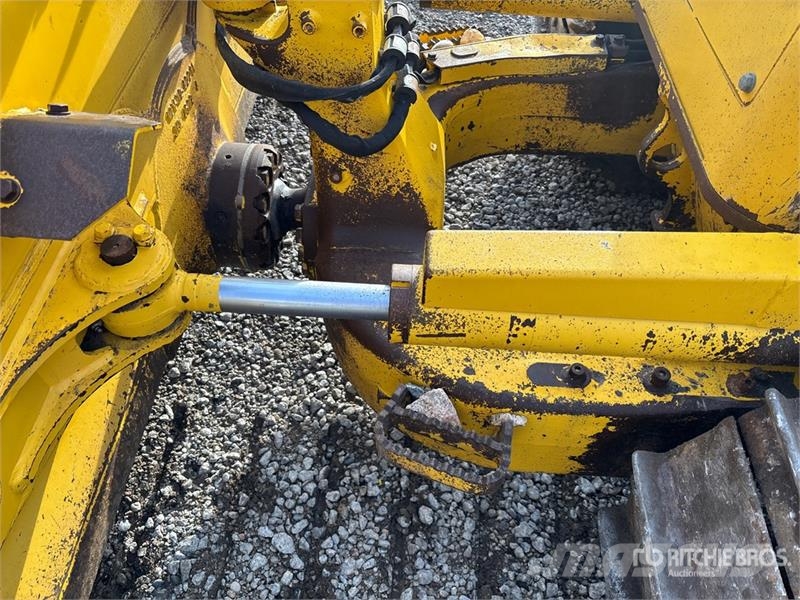 Komatsu D51PX-24 Crawler Dozer Buldožerji goseničarji