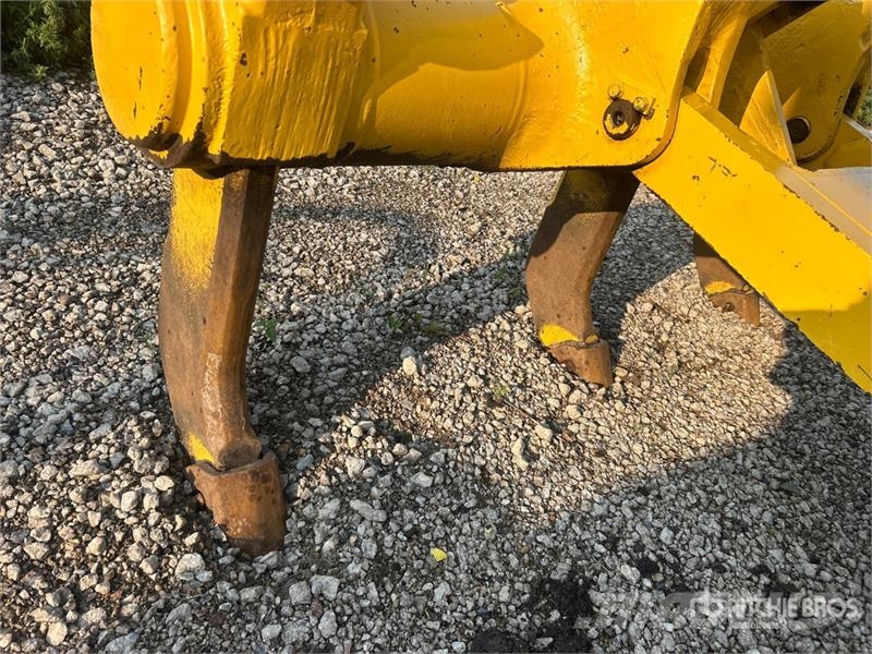 Komatsu D61PX-24 Vikšriniai buldozeriai