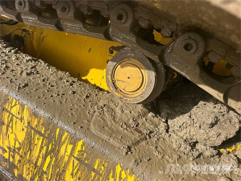 Komatsu D61PX-24 ブルドーザー