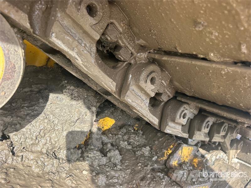 Komatsu D61PX-24 ブルドーザー