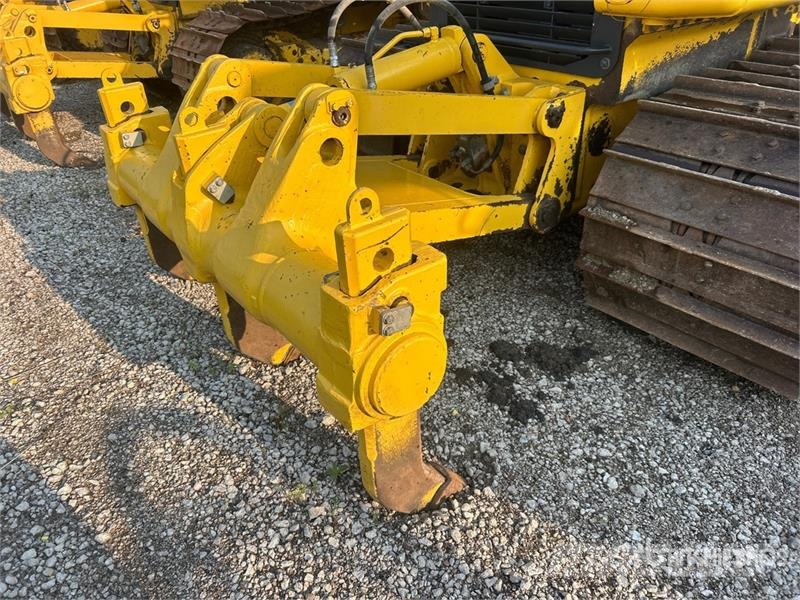 Komatsu D61PX-24 Vikšriniai buldozeriai