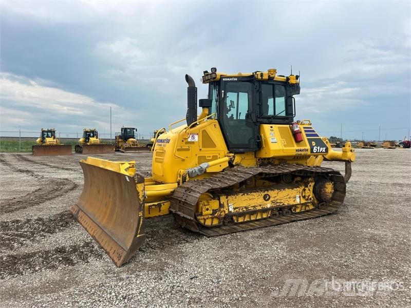 Komatsu D61PX-24 Гусеничные бульдозеры
