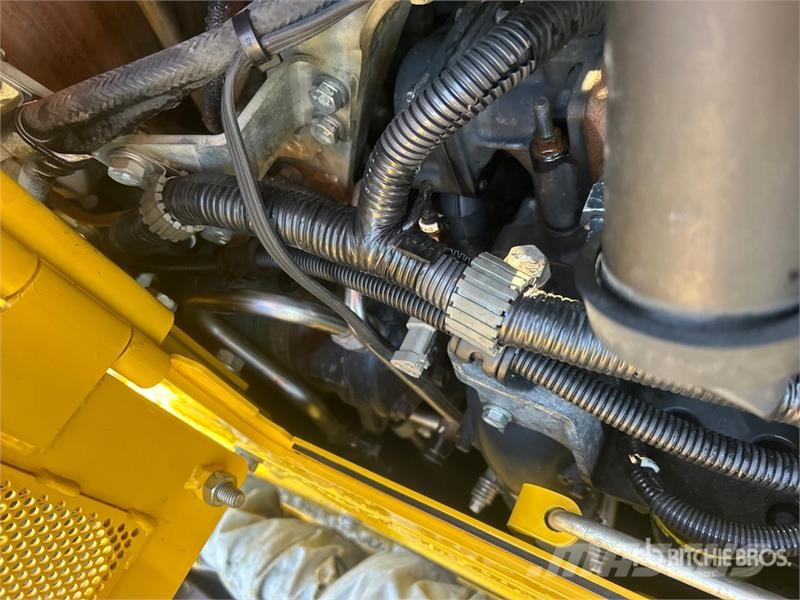 Komatsu D61PX-24 Vikšriniai buldozeriai