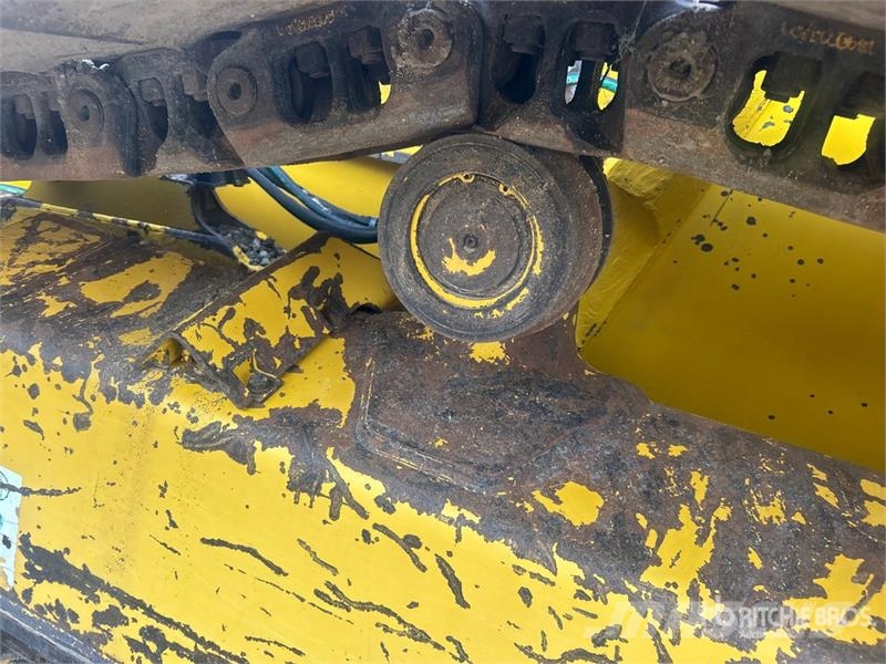 Komatsu D61PX-24 Гусеничные бульдозеры