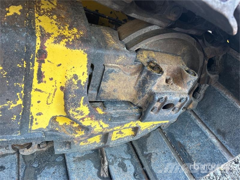 Komatsu D61PX-24 Vikšriniai buldozeriai