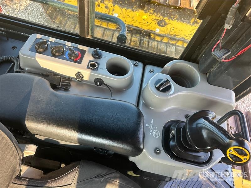 Komatsu D61PX-24 Vikšriniai buldozeriai
