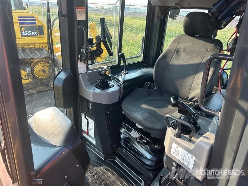 Komatsu D61PX-24 Vikšriniai buldozeriai
