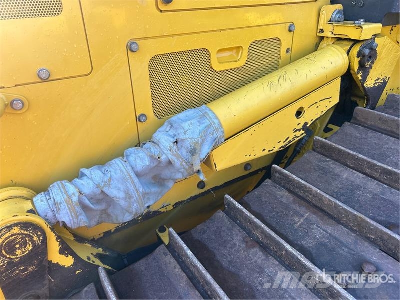 Komatsu D61PX-24 Vikšriniai buldozeriai