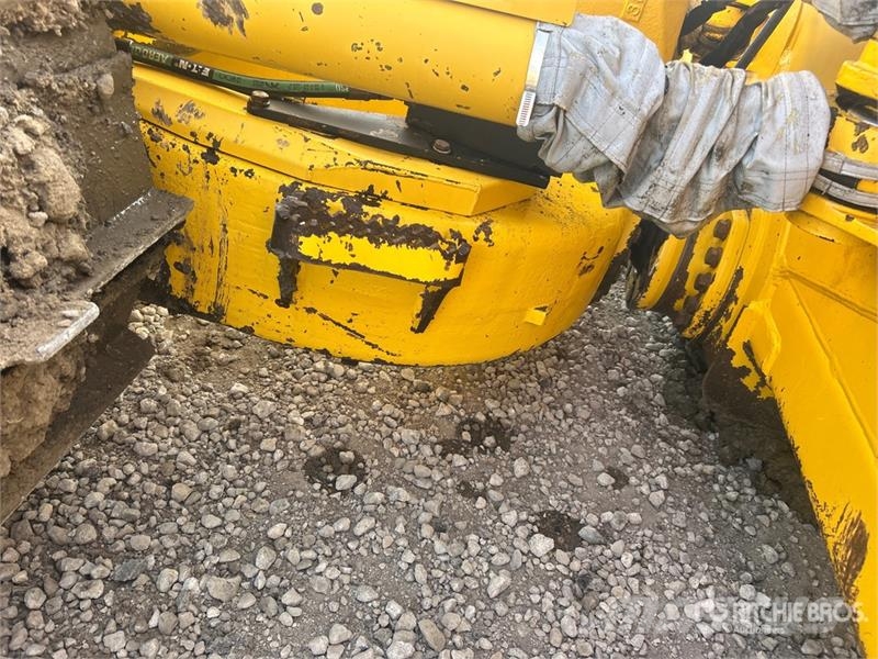 Komatsu D61PX-24 ブルドーザー