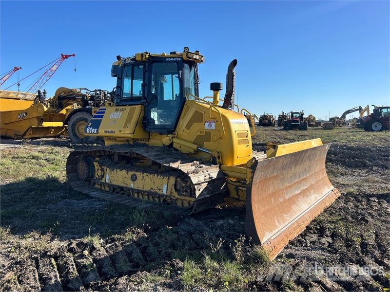 Komatsu D61PX-24 Pásové dozery