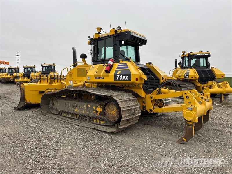 Komatsu D71PX-24 Crawler Dozer Crawler dozers