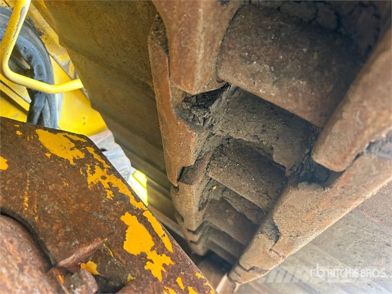 Komatsu D71PX-24 Crawler Dozer 履帶推土機