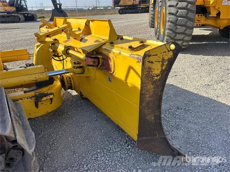 Komatsu D71PX-24 Crawler Dozer Гусеничные бульдозеры