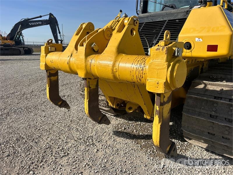 Komatsu D71PX-24 Crawler Dozer Гусеничные бульдозеры