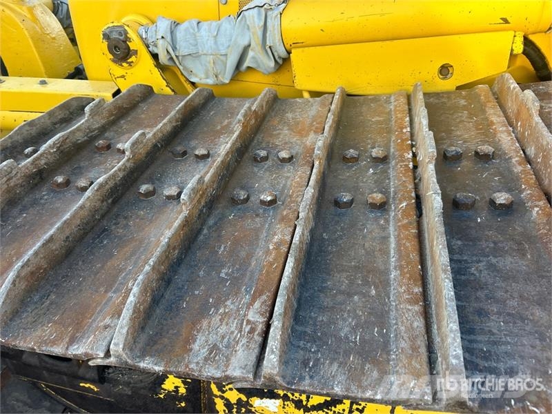 Komatsu D71PX-24 Crawler Dozer Buldooserid