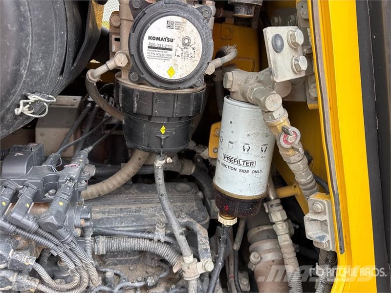 Komatsu D71PX-24 Crawler Dozer Crawler dozers