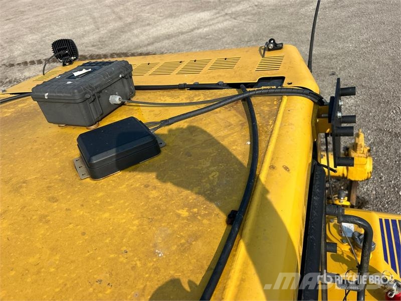 Komatsu D71PX-24 Crawler Dozer 履帶推土機