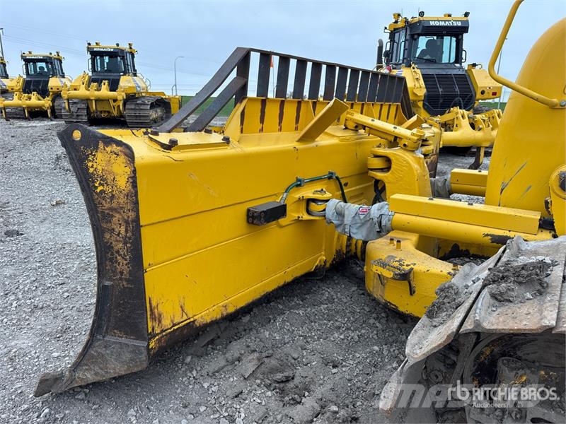 Komatsu D71PX-24 Crawler Dozer Crawler dozers