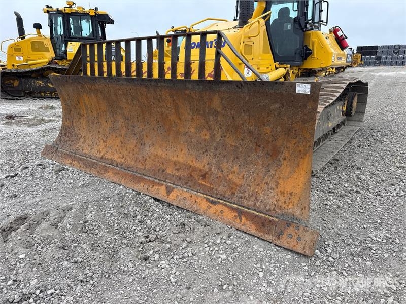 Komatsu D71PX-24 Crawler Dozer Crawler dozers