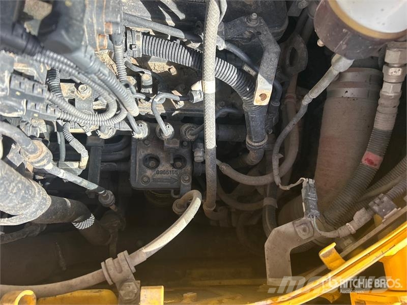 Komatsu D71PX-24 Crawler Dozer Гусеничные бульдозеры