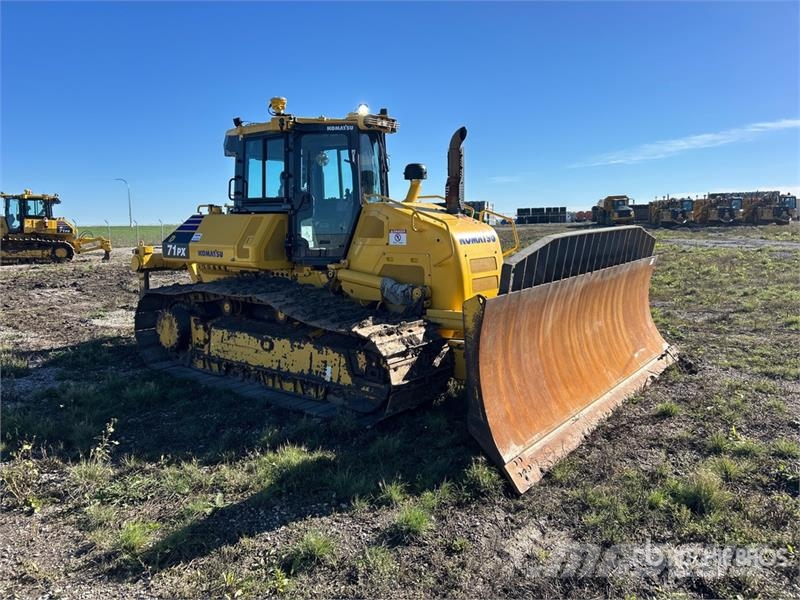 Komatsu D71PX-24 Crawler Dozer Гусеничні бульдозери