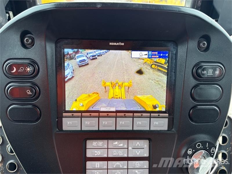 Komatsu D71PX-24 Crawler Dozer Crawler dozers