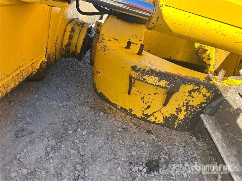 Komatsu D71PX-24 Crawler Dozer 履带式推土机