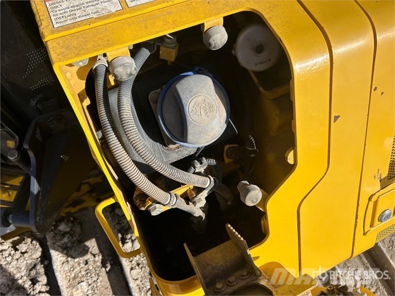 Komatsu D71PX-24 Crawler Dozer Гусеничные бульдозеры