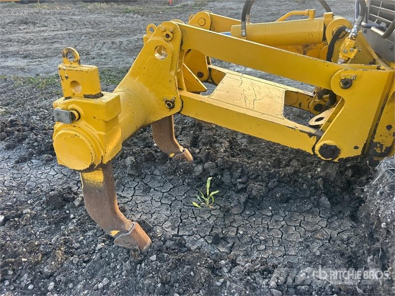 Komatsu D71PX-24 Crawler Dozer Buldooserid