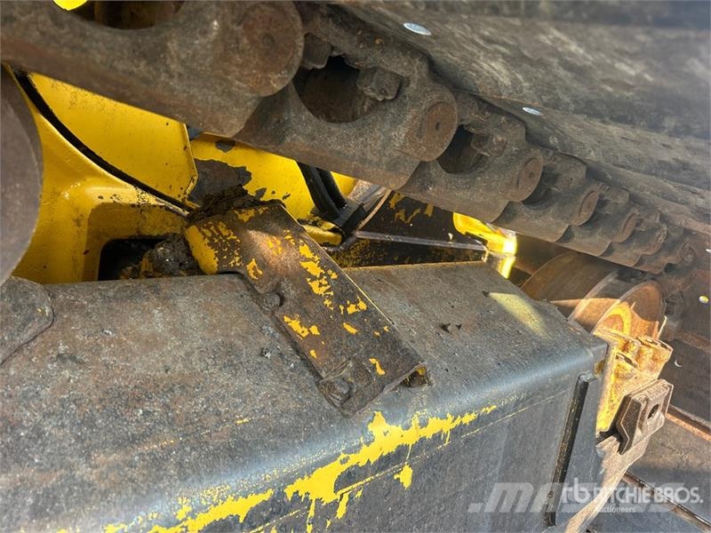 Komatsu D71PX-24 Crawler Dozer 履帶推土機
