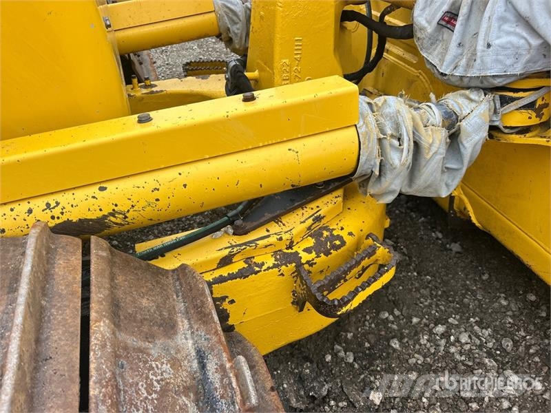 Komatsu D71PX-24 Crawler Dozer 履帶推土機