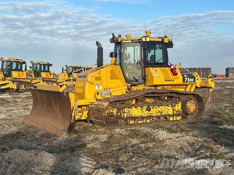 Komatsu D71PX-24 Crawler Dozer Buldooserid