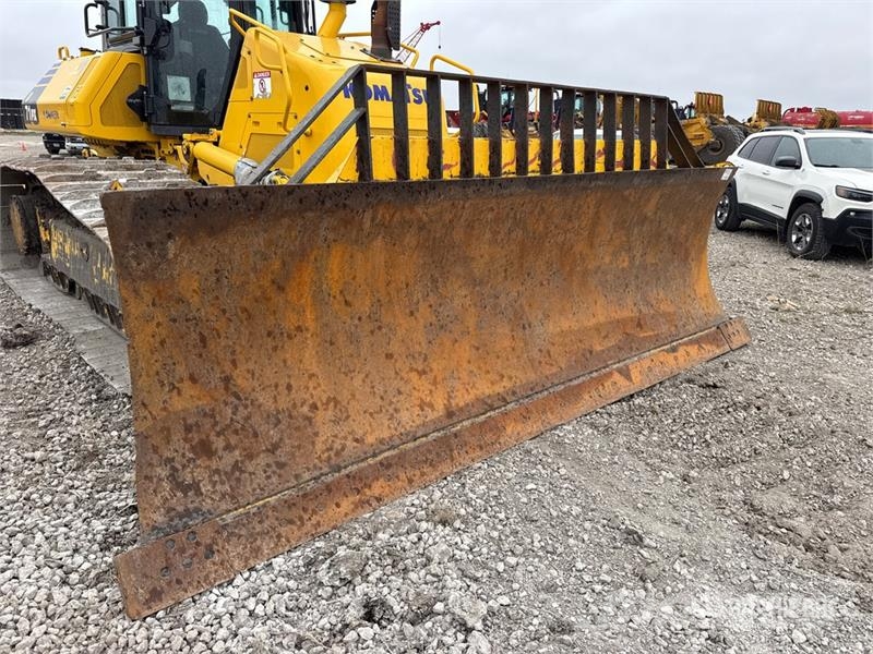 Komatsu D71PX-24 Crawler Dozer Crawler dozers