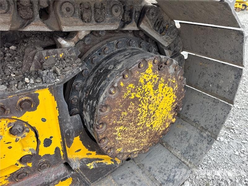 Komatsu D71PX-24 Crawler Dozer Crawler dozers