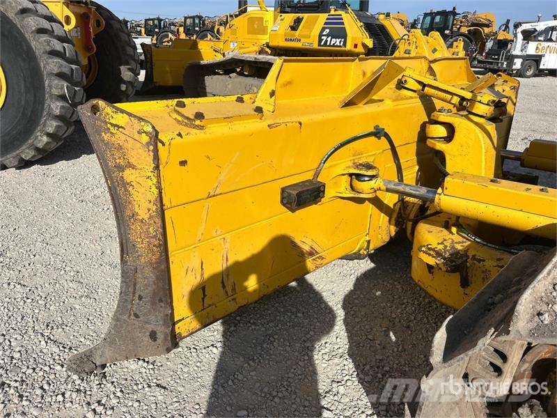 Komatsu D71PX-24 Crawler Dozer Гусеничные бульдозеры