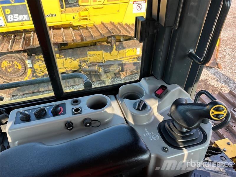 Komatsu D71PX-24 Crawler Dozer 履帶推土機