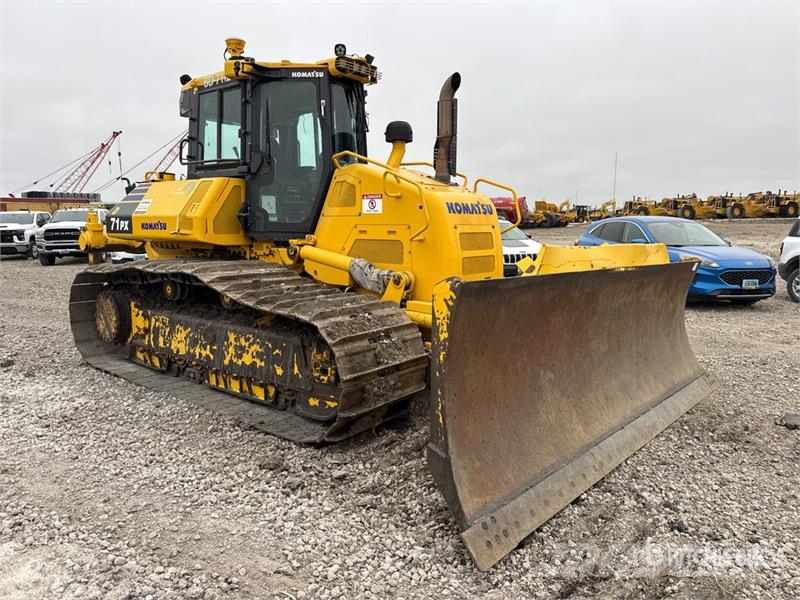 Komatsu D71PX-24 Crawler Dozer Crawler dozers