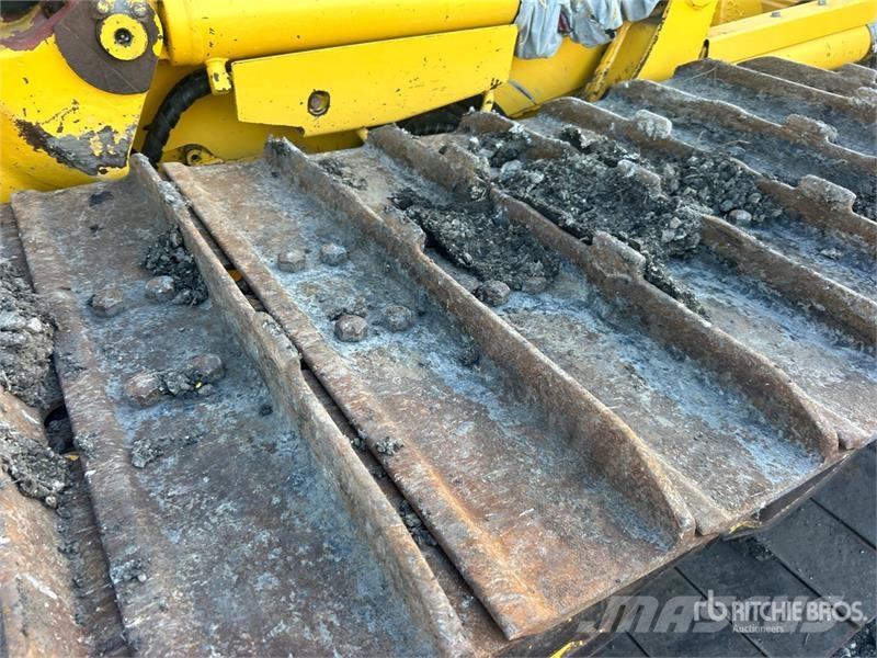 Komatsu D71PX-24 Crawler Dozer Buldooserid