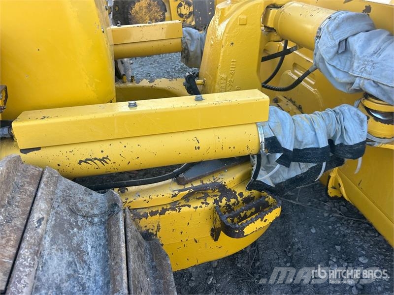 Komatsu D71PX-24 Crawler Dozer Buldooserid