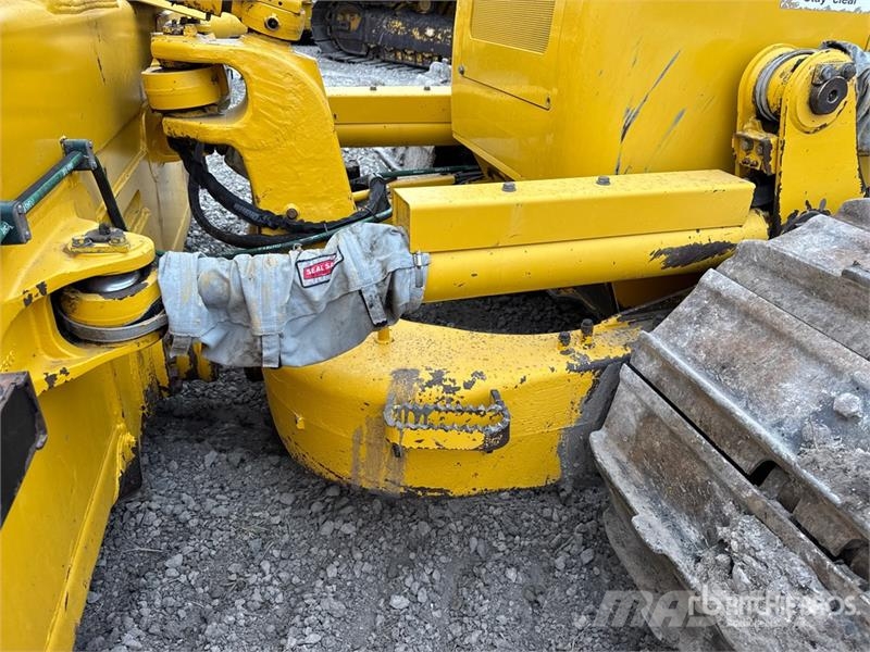 Komatsu D71PX-24 Crawler Dozer Crawler dozers