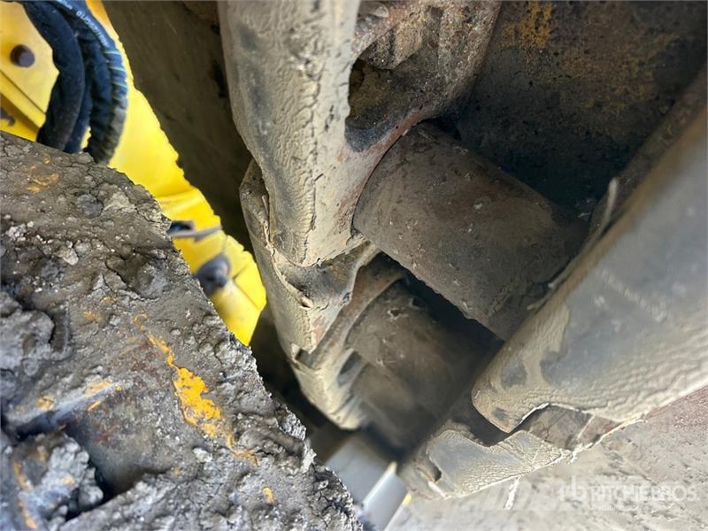 Komatsu D71PX-24 Crawler Dozer Гусеничные бульдозеры
