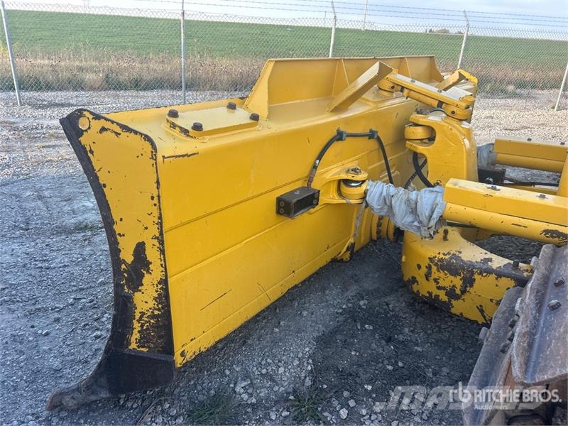 Komatsu D71PX-24 Crawler Dozer Buldooserid