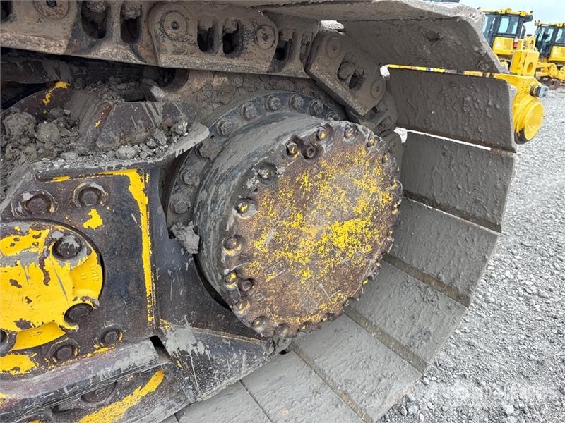 Komatsu D71PX-24 Crawler Dozer Crawler dozers