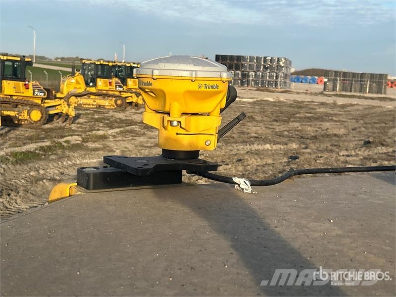 Komatsu D71PX-24 Crawler Dozer Buldooserid