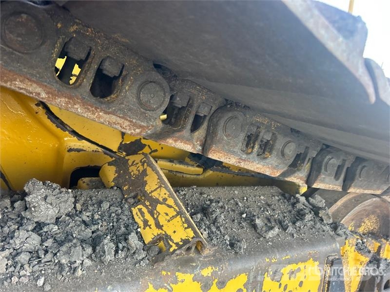 Komatsu D71PX-24 Crawler Dozer Buldooserid