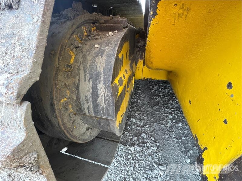 Komatsu D71PX-24 Crawler Dozer Crawler dozers