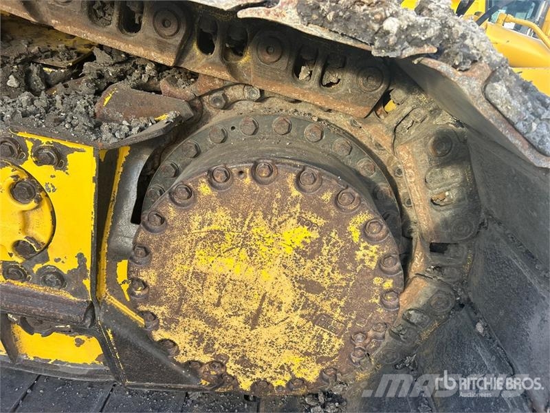 Komatsu D71PX-24 Crawler Dozer Buldooserid