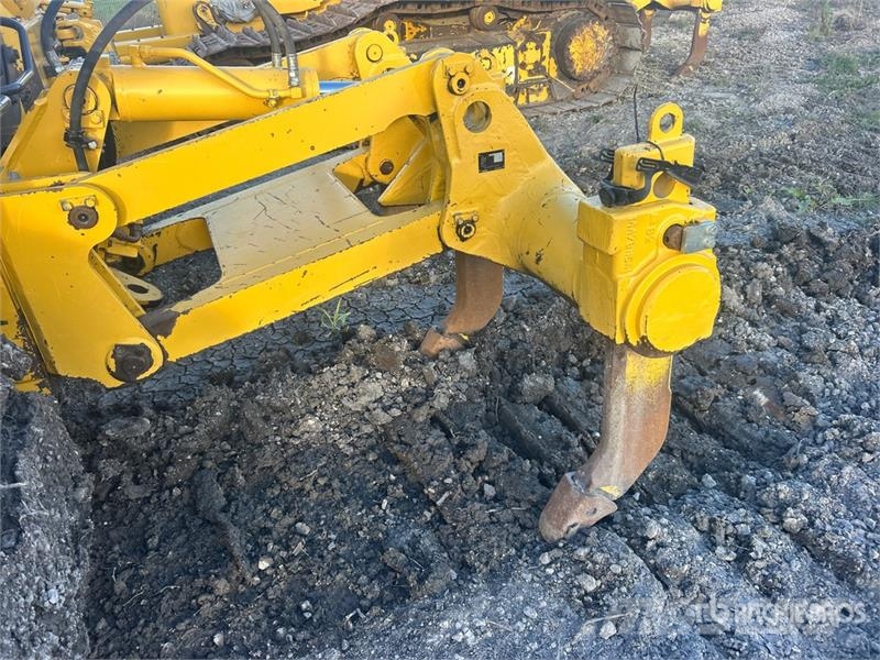 Komatsu D71PX-24 Crawler Dozer Buldooserid