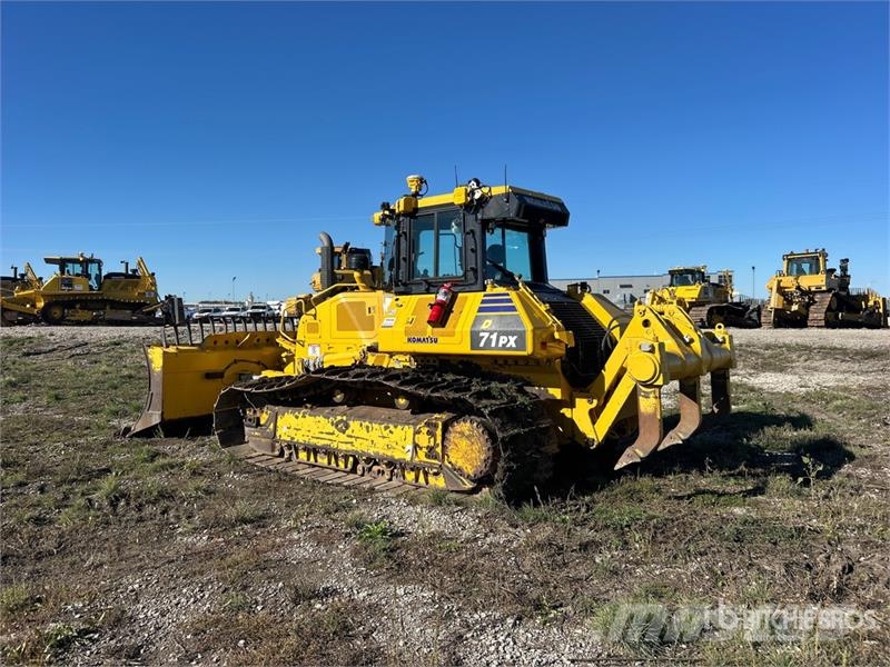 Komatsu D71PX-24 Crawler Dozer Гусеничні бульдозери